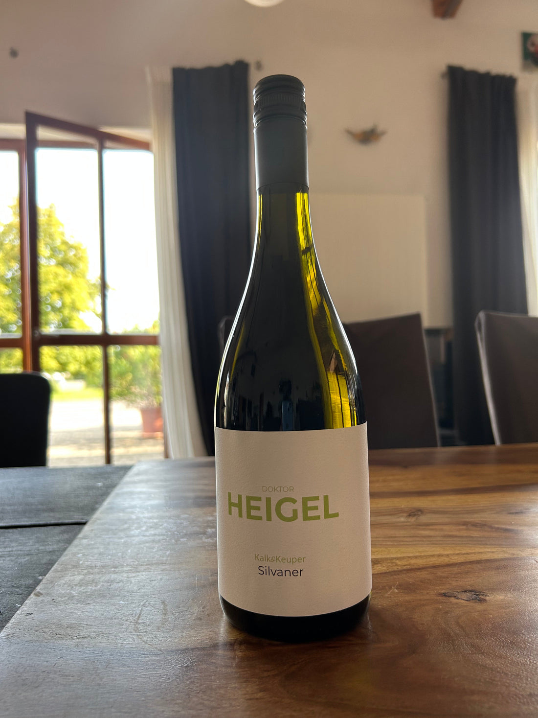 Der Spargel-Held: Warum der 2024 Zeiler Mönchshang Silvaner Ihr Frühlingswein ist