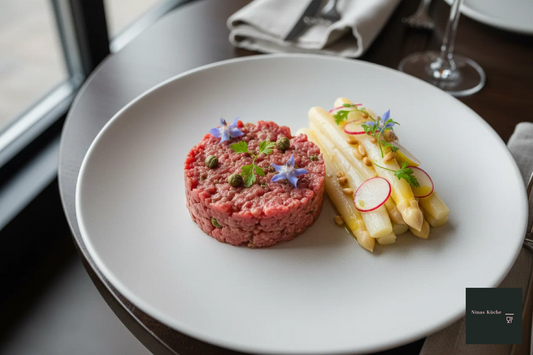 Kalbstatar mit Spargelsalat - der Frühling kann kommen!