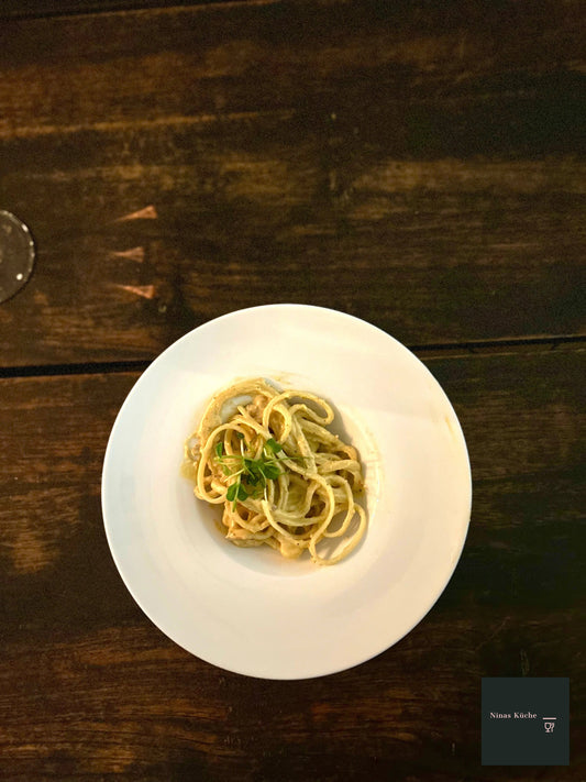 Linguine mit Ricotta-Maronen-Sauce und Orangen