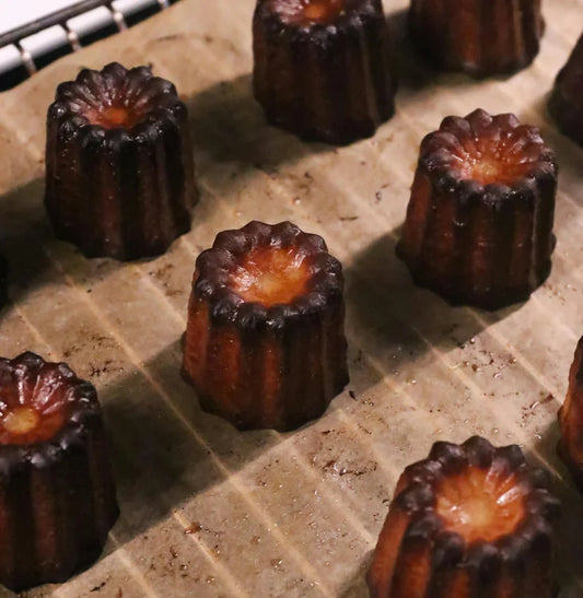 Canelés (oder Cannelés) – Ein französisches Meisterwerk aus Bordeaux