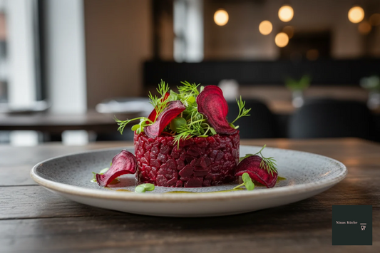 Rote Beete-Tatar mit Rote Beete-Chips