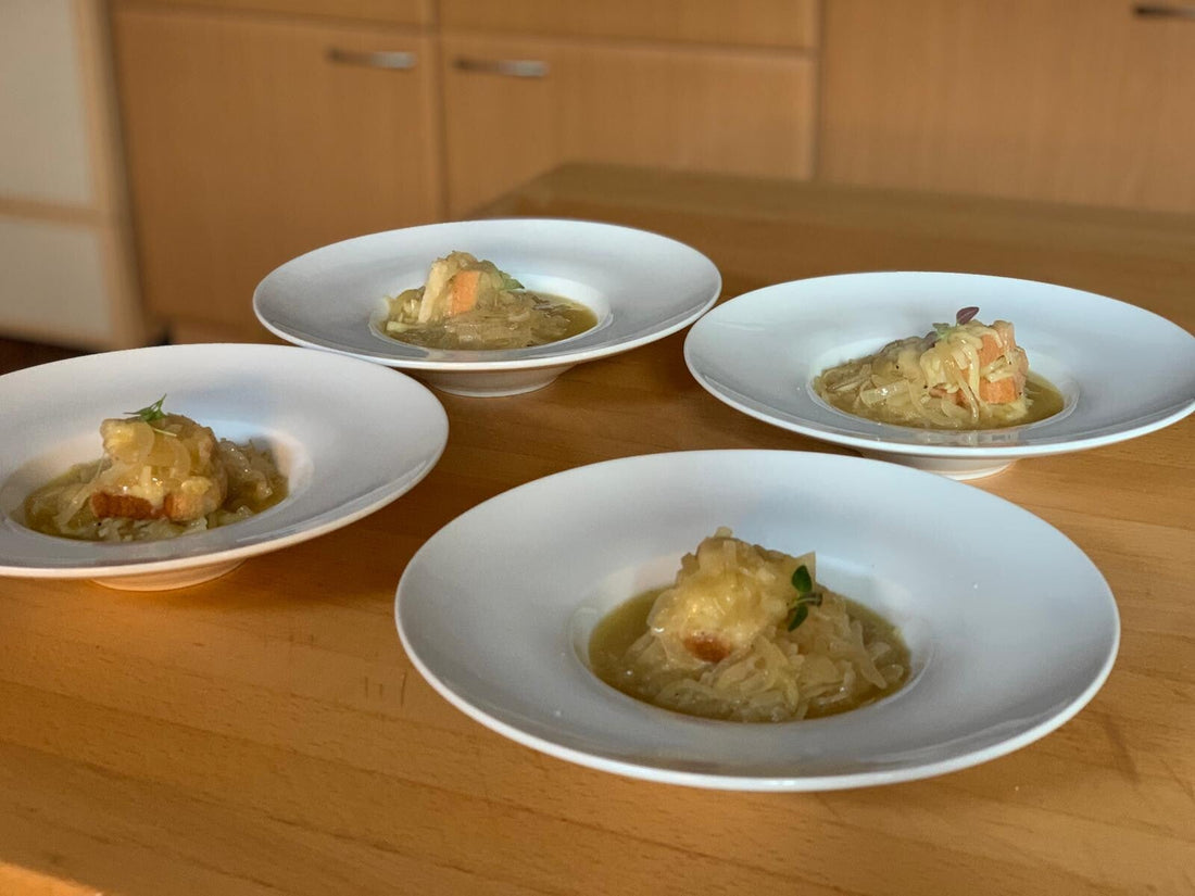 Aromatische Zwiebelsuppe - wärmend, wohlig, kräftig